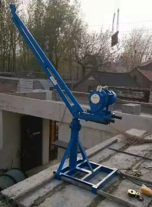 樓房上料吊運機給內蒙古房屋除雪工作帶來便利